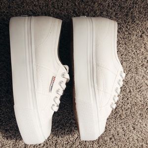 White Supergas